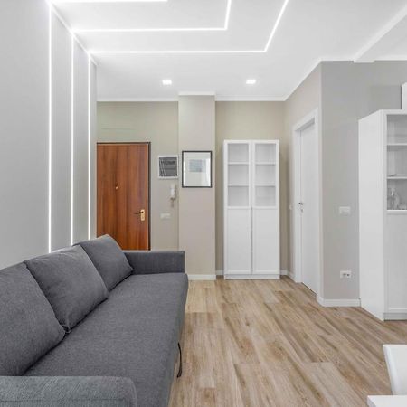 Bo13 -Crescenzago- Bright - Wifi - Elegant Apartment Milan Bagian luar foto